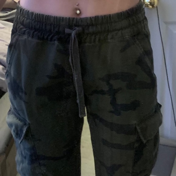 TNA aritzia army pants - Picture 3 of 3